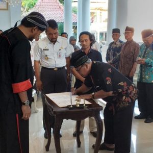 Serah Terima Tanah Wakaf/Hibah Desa Selur kepada Pemkab Ponorogo