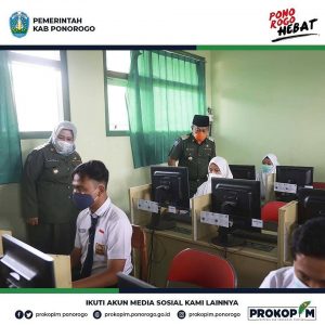 Bupati dan Wakil Bupati Ponorogo Meninjau Pembelajaran Tatap Muka