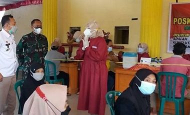 Vaksinasi Covid 19 di Desa Cepoko Kecamatan Ngrayun
