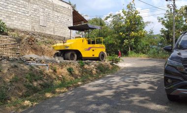Peningkatan Jalan Ruas Slahung Ngrayun